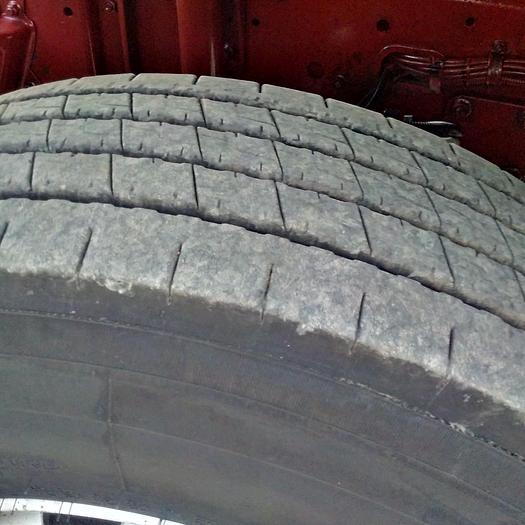 Usado 1997 Iveco Eurotech 400E30 tractor unit