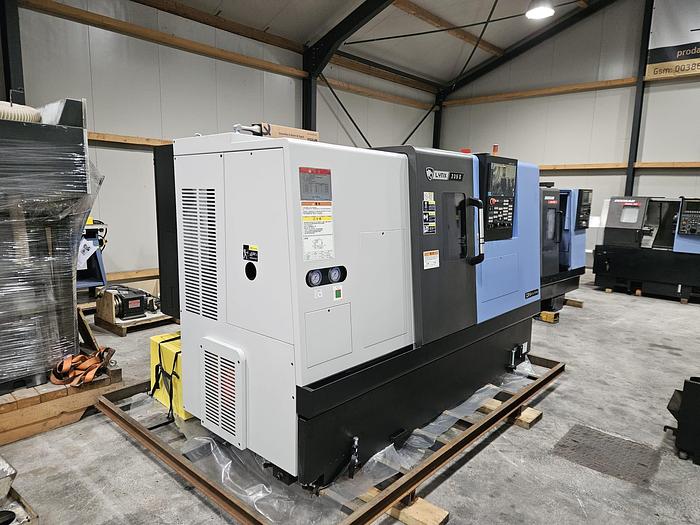 Used 2023 DOOSAN LYNX 235 II