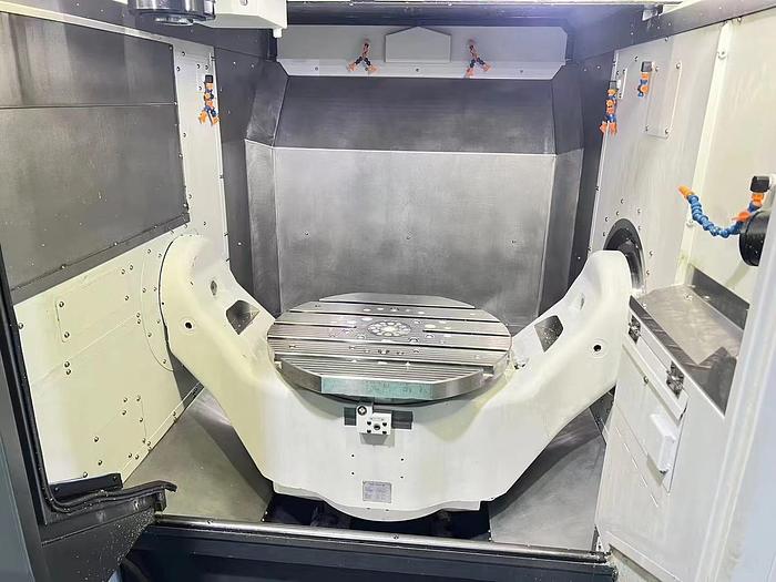 Used 2022 DN Solutions DVF 6500