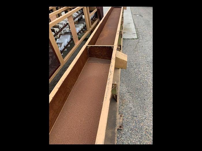 Used Grossi 30' Vibratory Shaker Conveyor