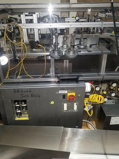 Used Hoppmann FL100 LH EXIT Bottle Unscrambler Bottle Feeder