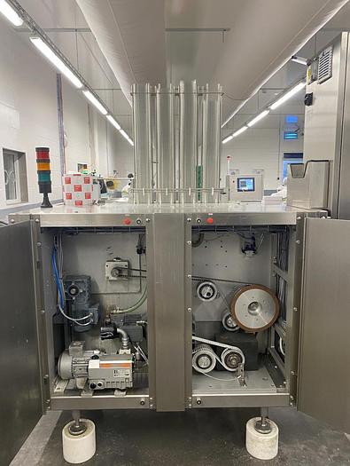 Gebraucht Schalenverarbeitungslinie für Kunststoffschalen (Feinkost), Multivac T700, Bj. 2012