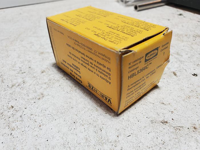 NEW HUBBELL 5366C 20 Amp 125 Volt 5-20P PLUG HBL5366C