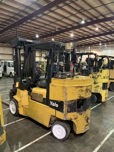 Used YALE GLC120M