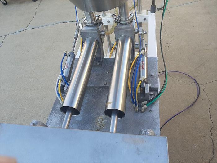 Used Filler, Piston, 2-Head, Simplex, S/st, Mdl AV200 #S744364