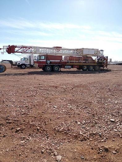 Used 2010 Service King 575 Well Service Rig / 10K Hours