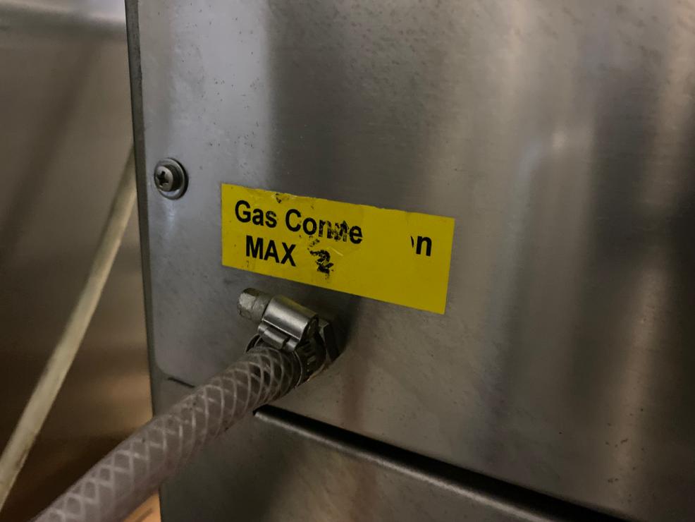 Used Henkovac traysealer