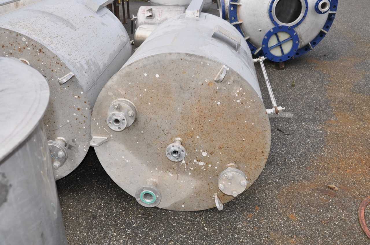 Usato Serbatoio MAZZANTI SpA da 900 Litri