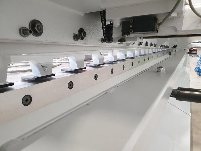 Gebraucht Tafelschere Beyeler / Edwards Trueset DD 3,5 x 3000