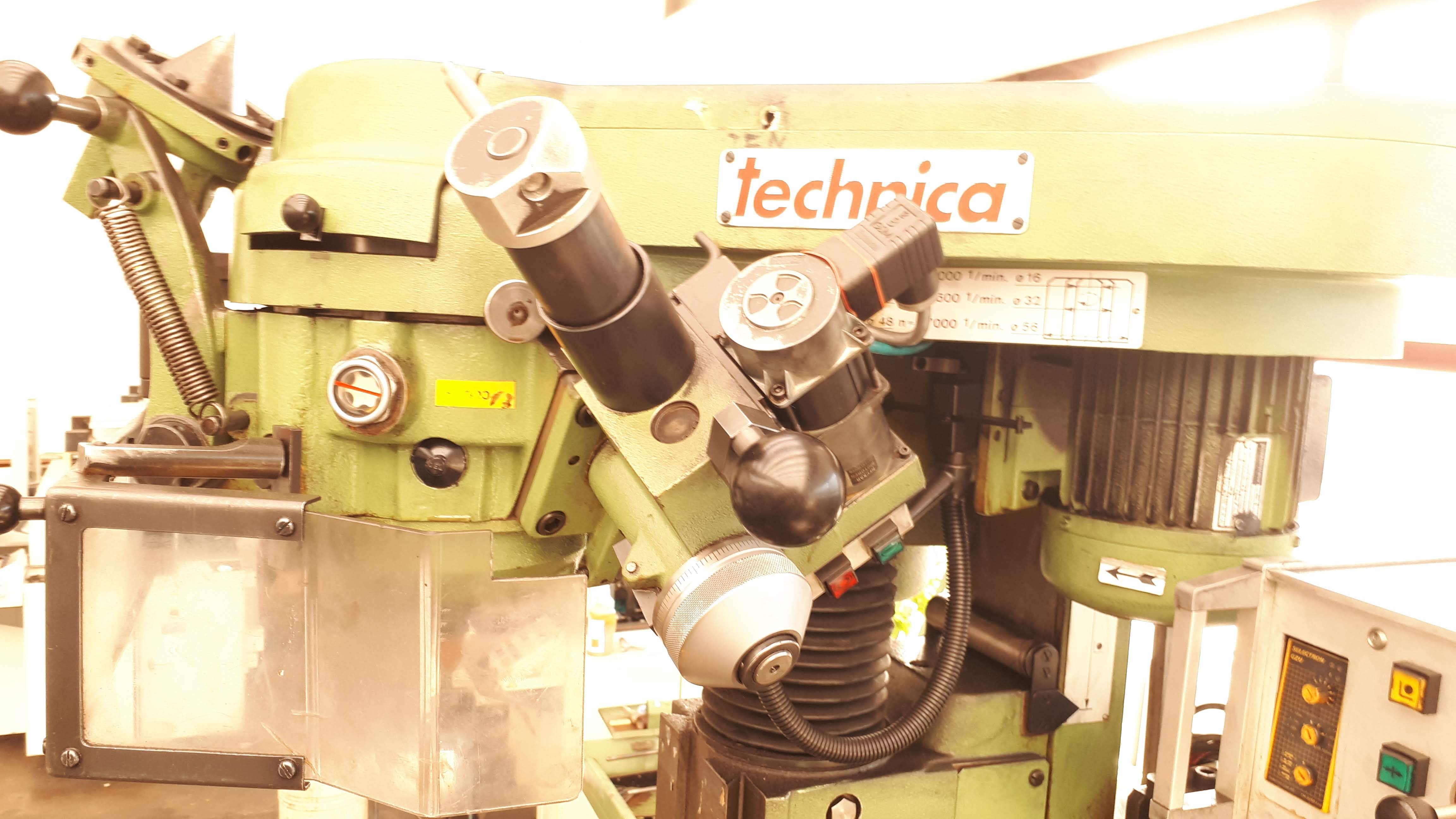 Used Technica ZSM 5100-812