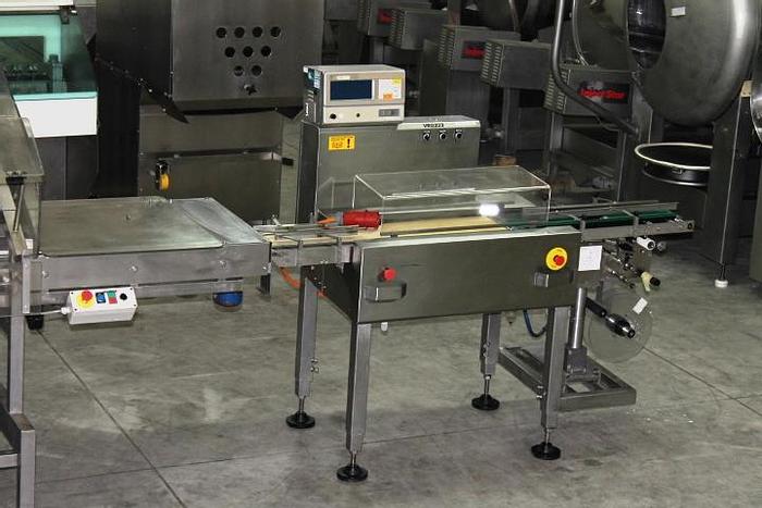 Used SALAD PACKAGING