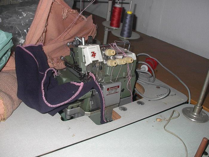 Gebraucht Overlockmaschine YAMATO ZF1420-Y6DF 43923.0