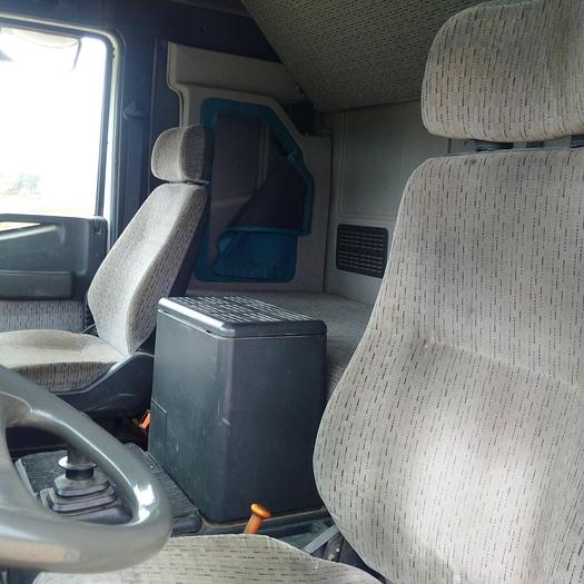 Usado 1999 IVECO Eurostar 440E38 tractor unit