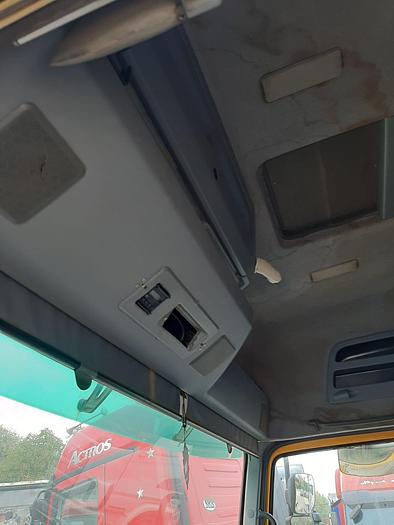 Gebruikt 1998 MERCEDES BENZ ACTROS 1840