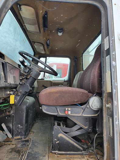 Used 1994 International 8200 SA Truck
