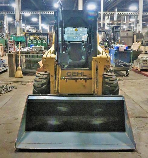 Used 2009 GEHL 5240E TURBO SKID STEER