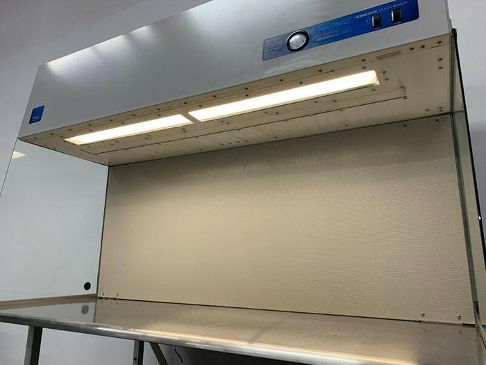 Used Labconco Corporation 3873001 26" x 73" x 30" Laminar Flow Hood 1PH/115V