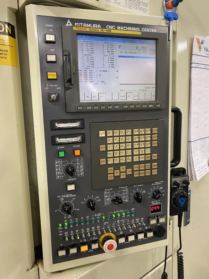 Used 2004 Kitamura MyCenter HX 400iF 5th Axis HMC