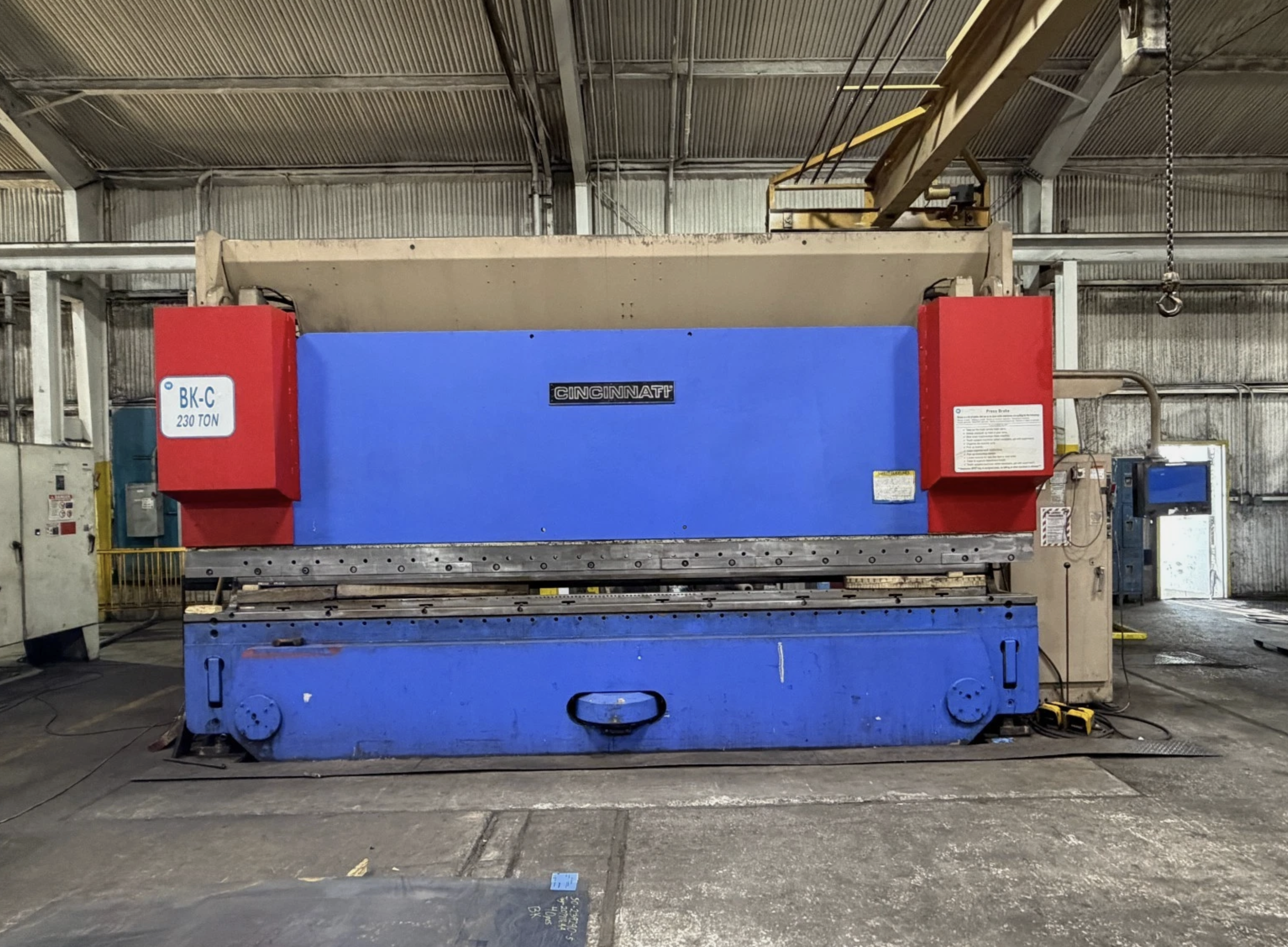 Used Cincinnati 230 Ton BK-C 230 Ton Press Brake
