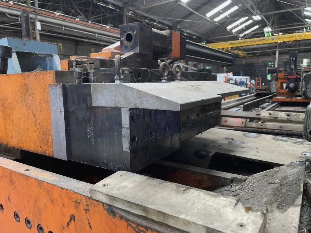 Used ADAPTIVE MOTION EB150L