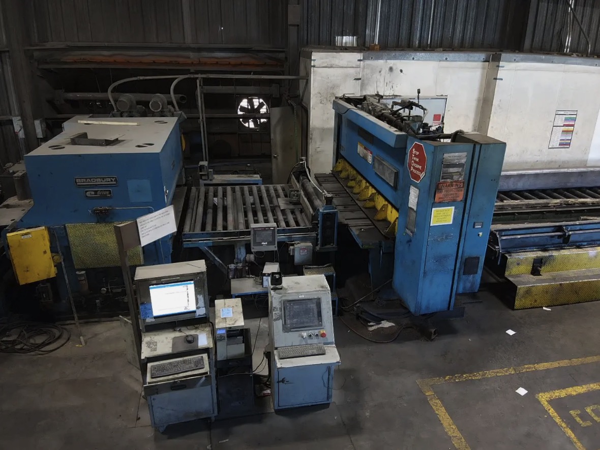 Used Bradbury 1/4" x 72" Cut-to-Length Line