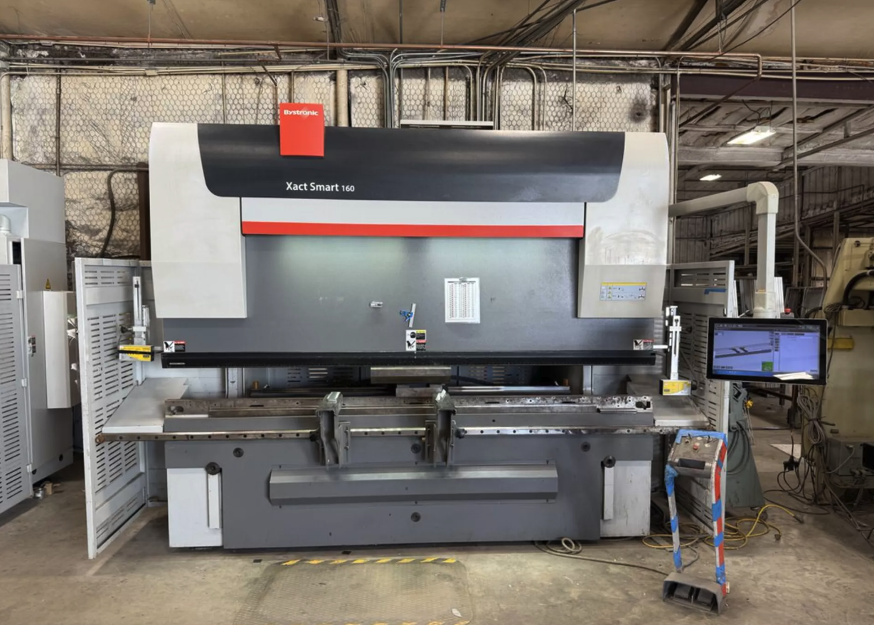 Used 2016 Bystronic Xact Smart 160/3100 Press Brake, 10' x 160 Ton Capacity