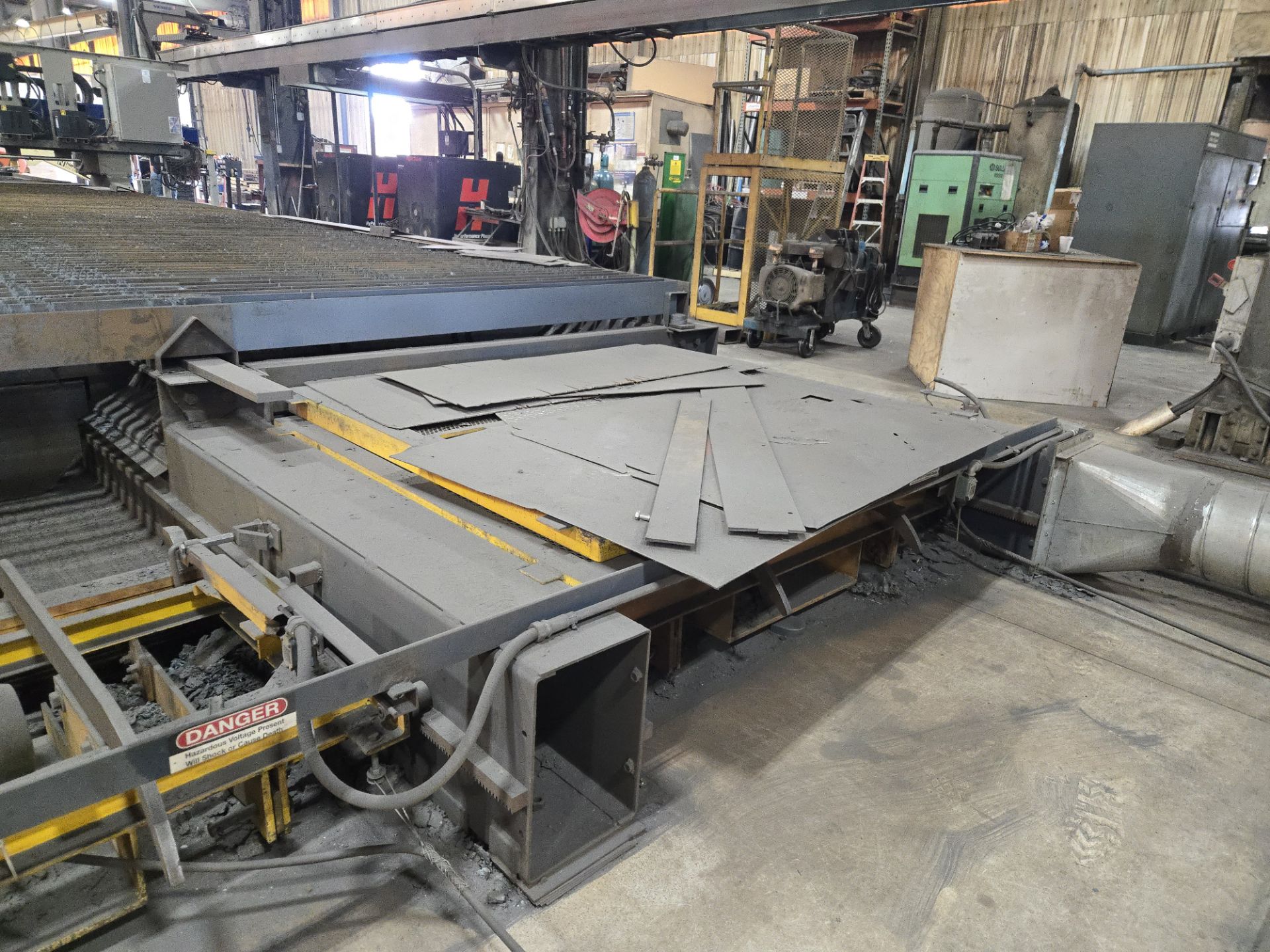 Used 2012 Messer MPC2016 Plasma Cutting Table 45'x14'