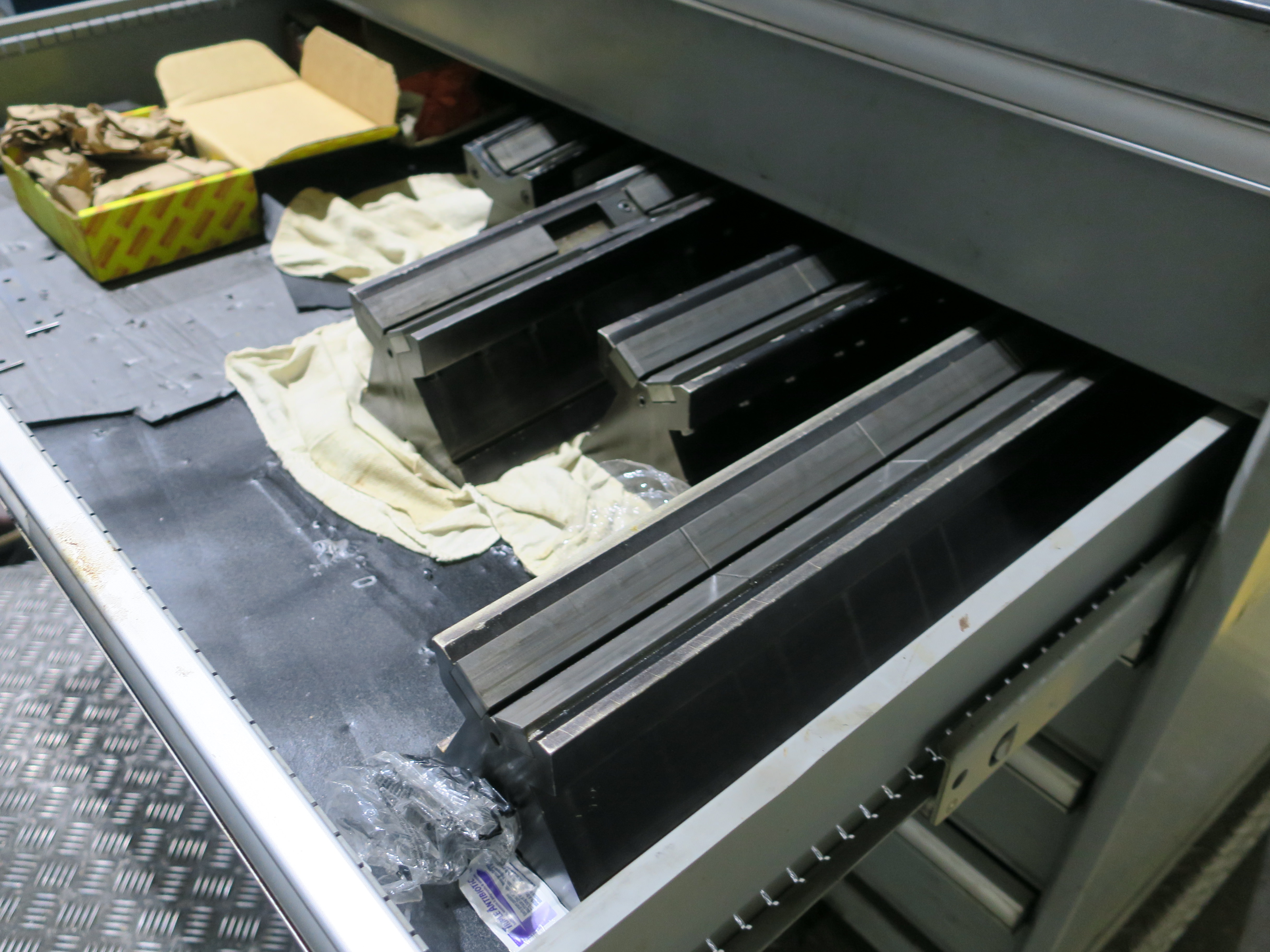Used 2003 WEINGARTNER    VARIO 500/8000