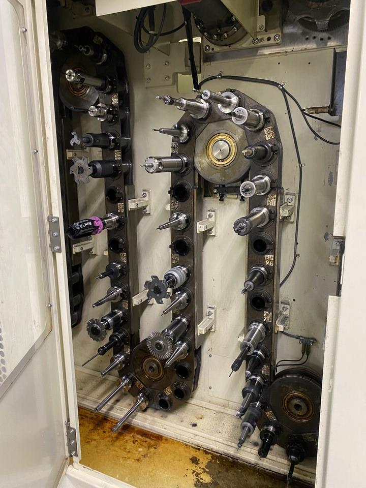 Used 2004 Kitamura MyCenter HX 400iF