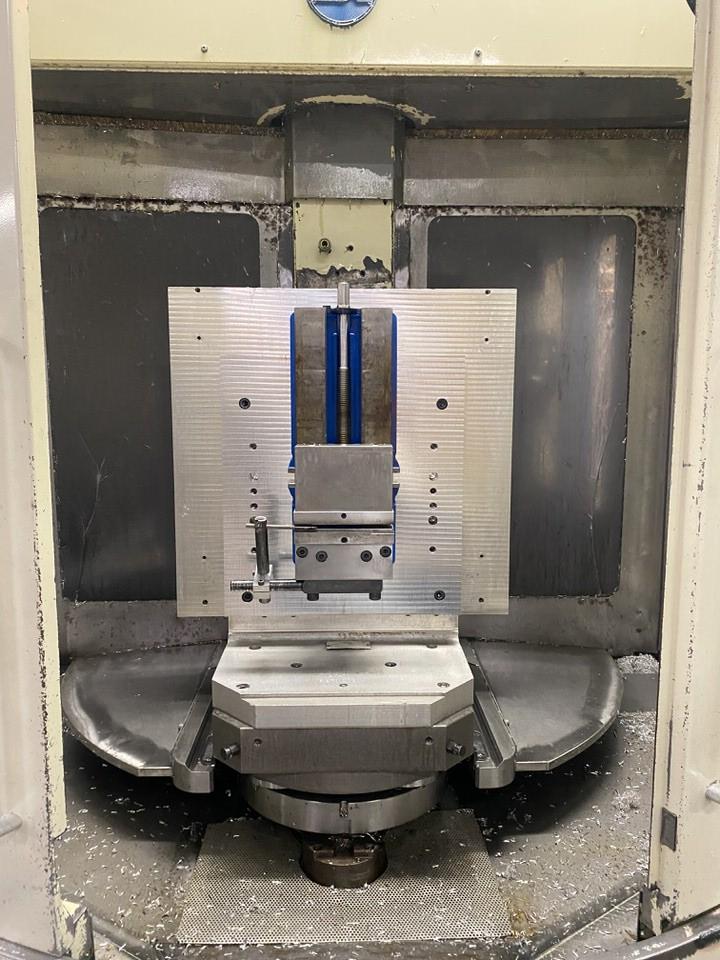 Used 2004 Kitamura MyCenter HX 400iF 5th Axis HMC