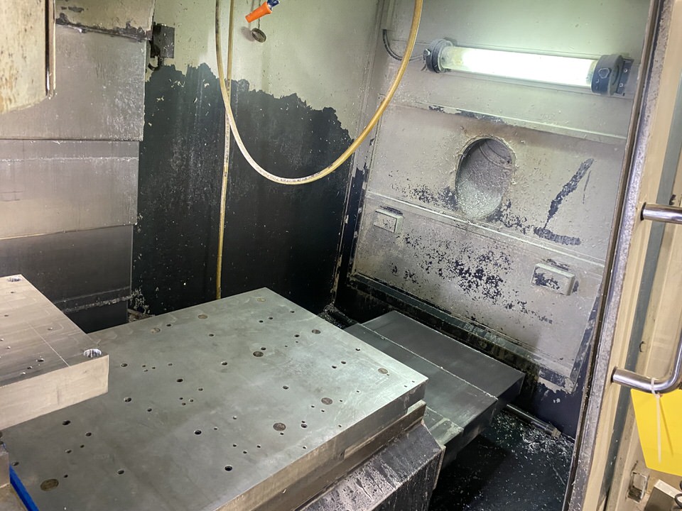 Used 1997 Hurco BMC4020HT CNC Vertical Milling Machine