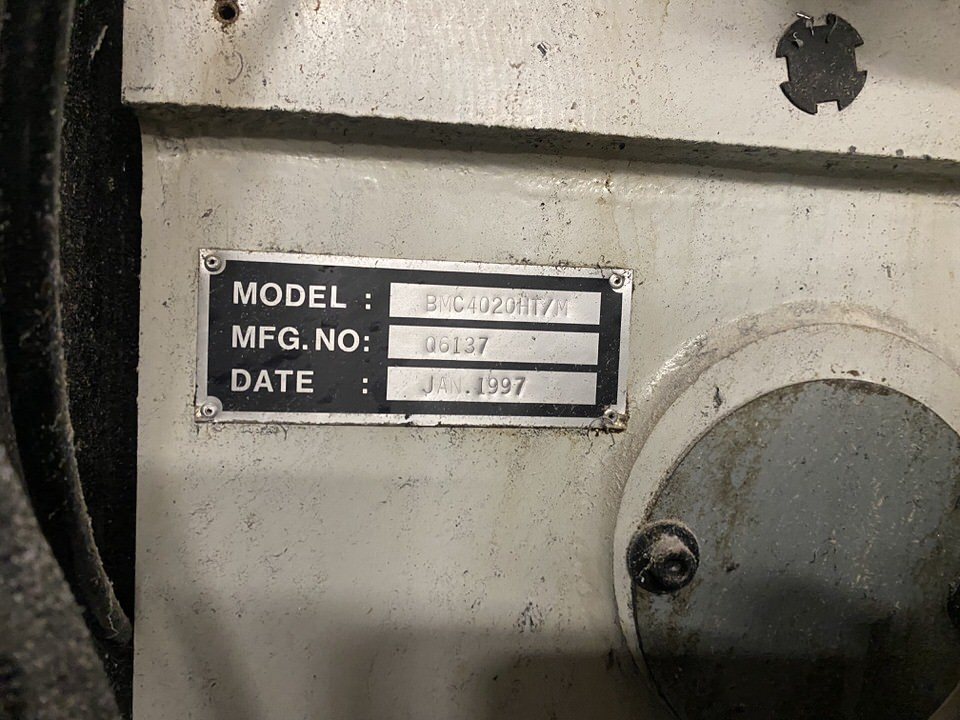 Used 1997 Hurco BMC4020HT CNC Vertical Milling Machine