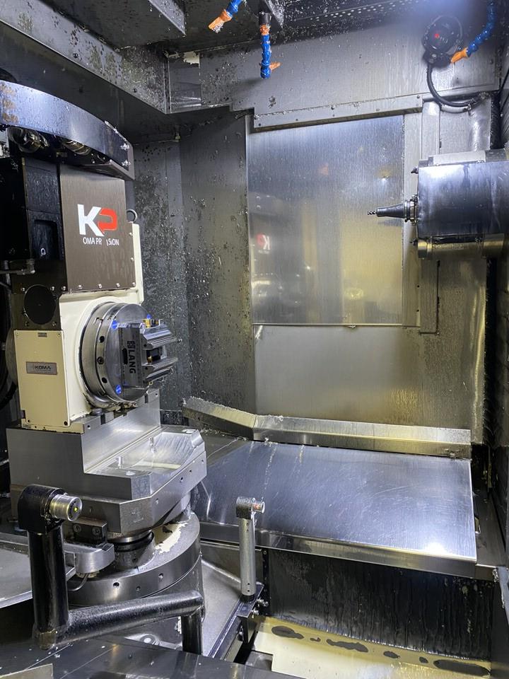 Used 2004 Kitamura MyCenter HX 400iF