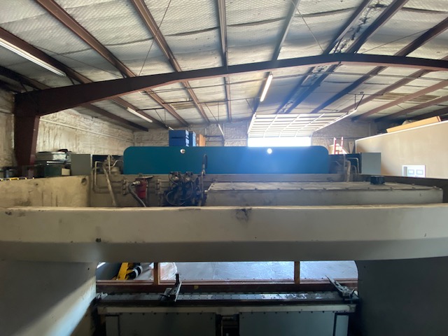 Used 2014 KRRAS  110 Ton x 12' PRESS BRAKE