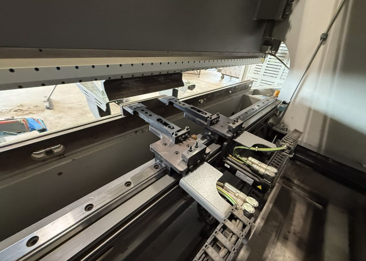 Used 2016 Bystronic Xact Smart 160/3100 Press Brake, 10' x 160 Ton Capacity