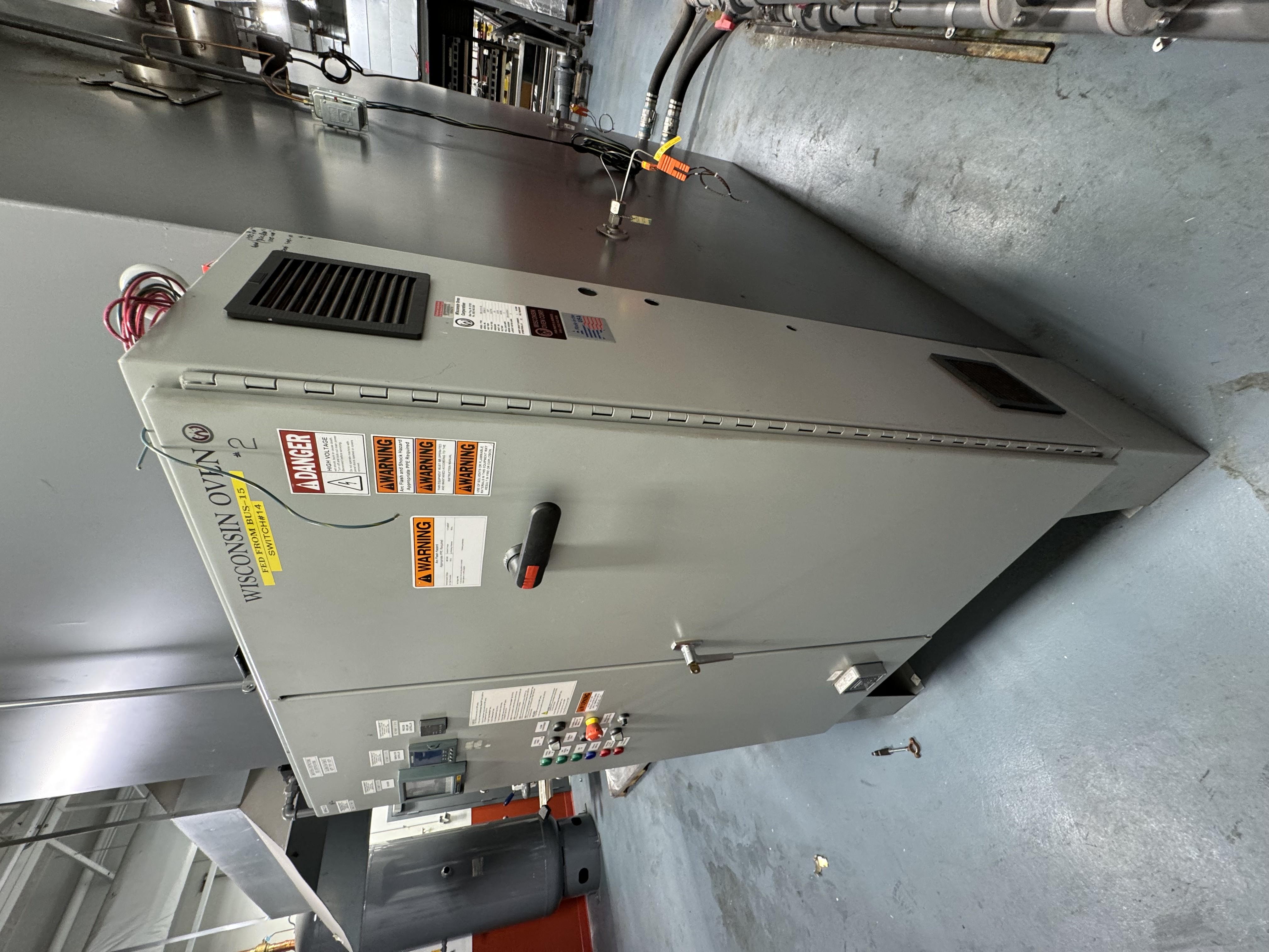 Used 2013  WISCONSIN OVEN CORP Solution Heat Treat Oven Model: SDB-101010-12E