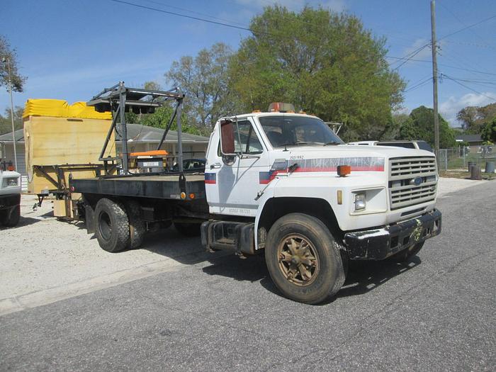 Used 1990 Ford F700 Attenuator Flat Bed Crash Truck