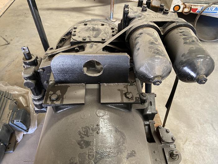 Used Shaffer 13-5/8" 3M Double Hydraulic BOP