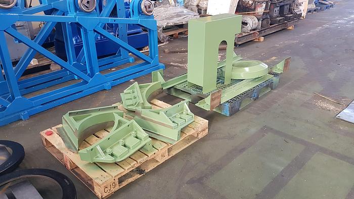 Used 1980 Berstorff 660mm dia X 2100mm two roll mill