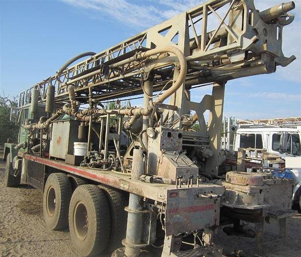 Used 1981 Ingersoll-Rand RO300 Drill Rig