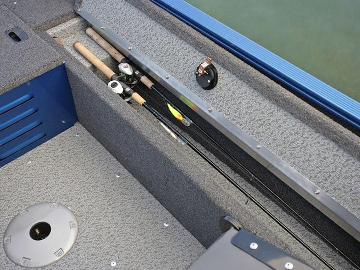 2026 Lund 1650 Angler Sport