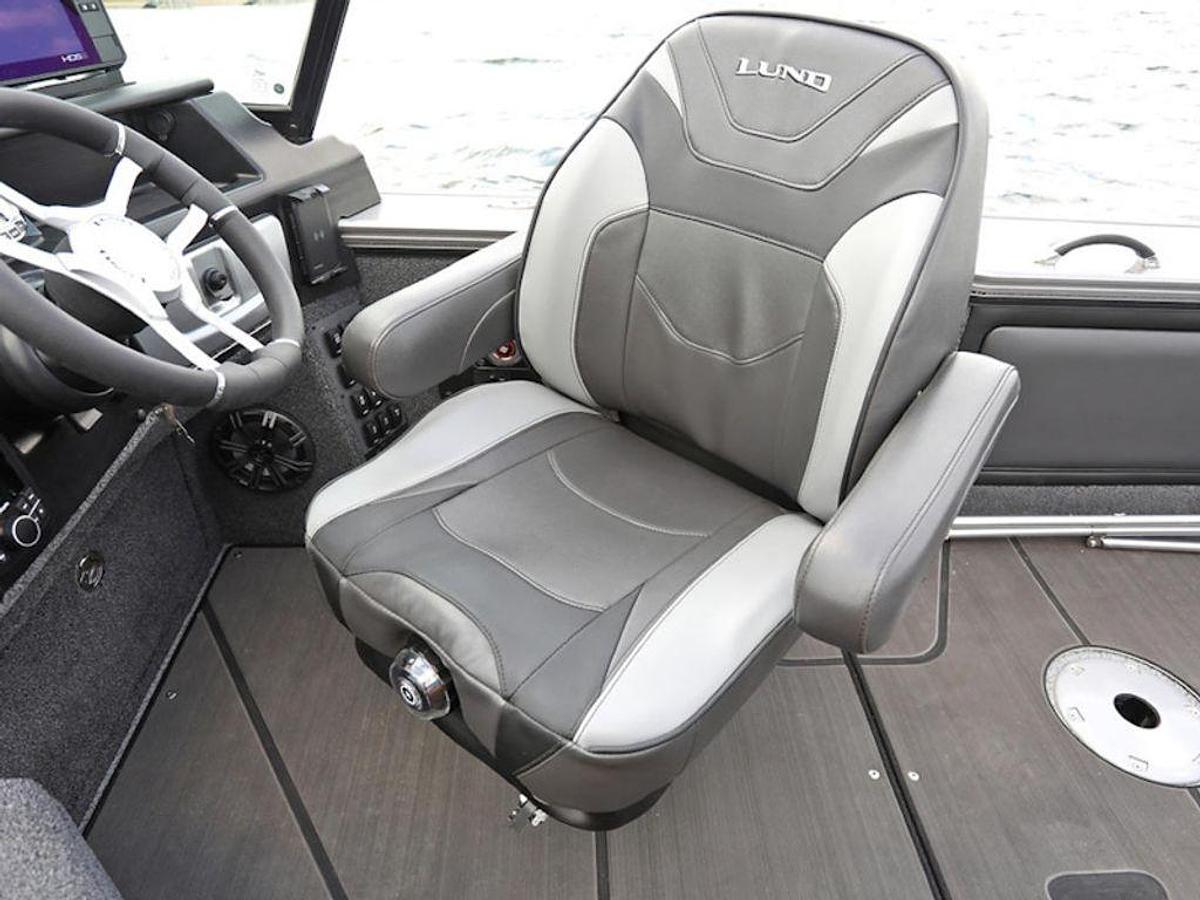 2026 Lund 2075 Pro-V Sport