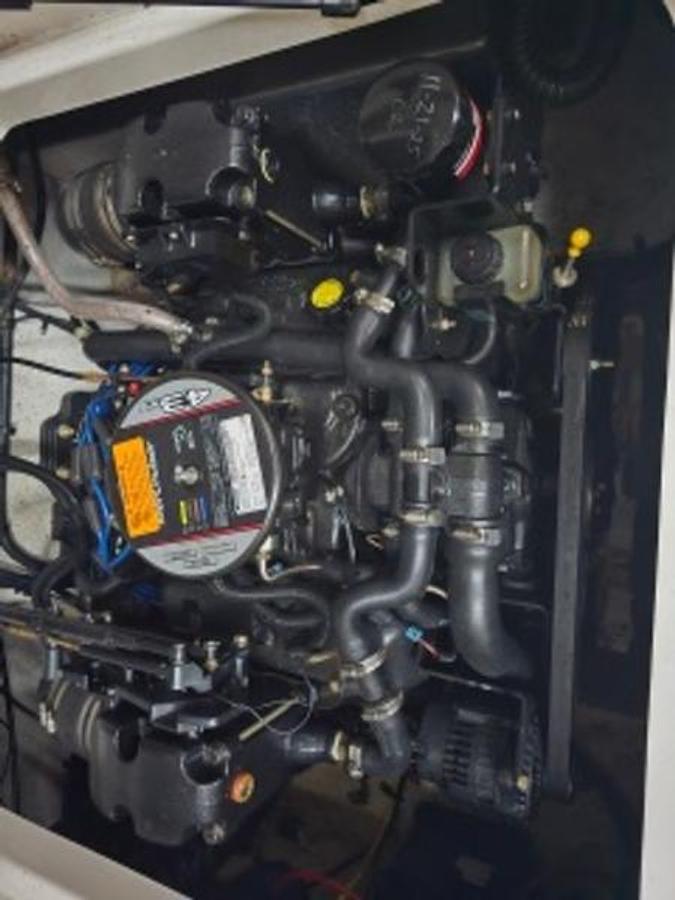 Used 2013 Chaparral 19 H2O Sport