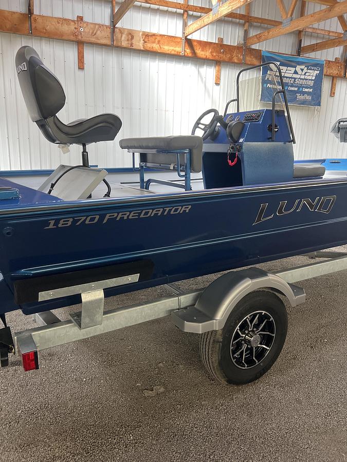 2026 Lund 1870 Predator CC