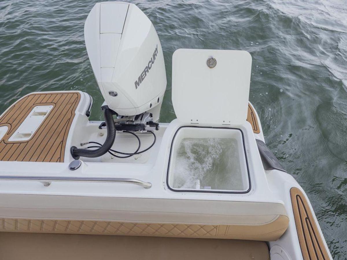 2026 Bayliner T22SC Base