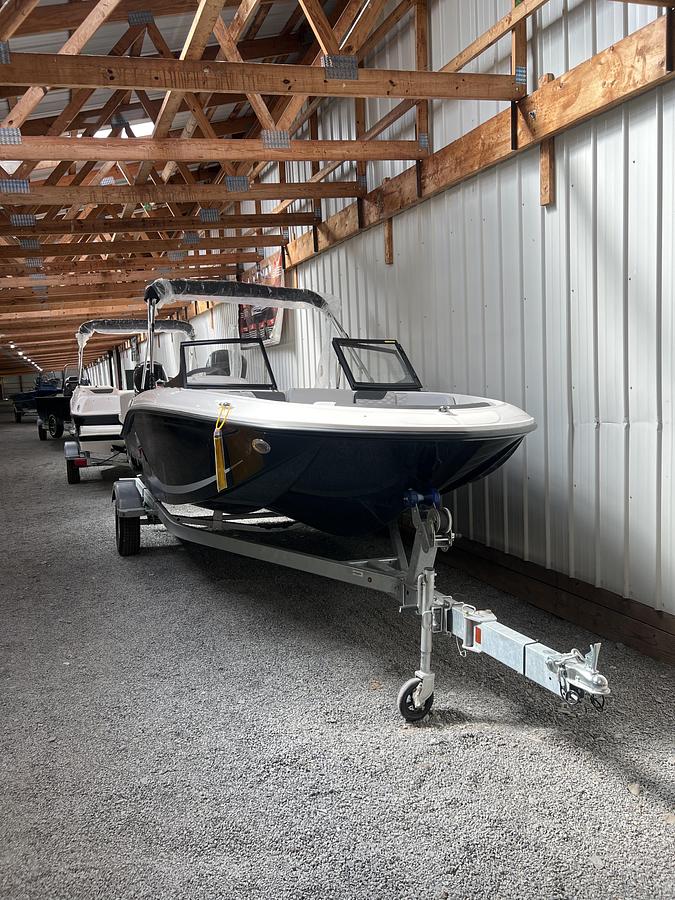 2026 Bayliner M17