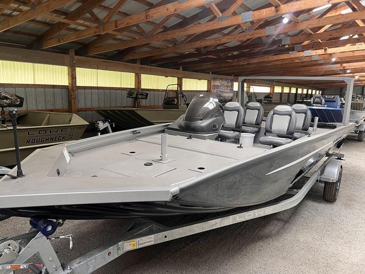 2024 Lowe Boats Outlet 20