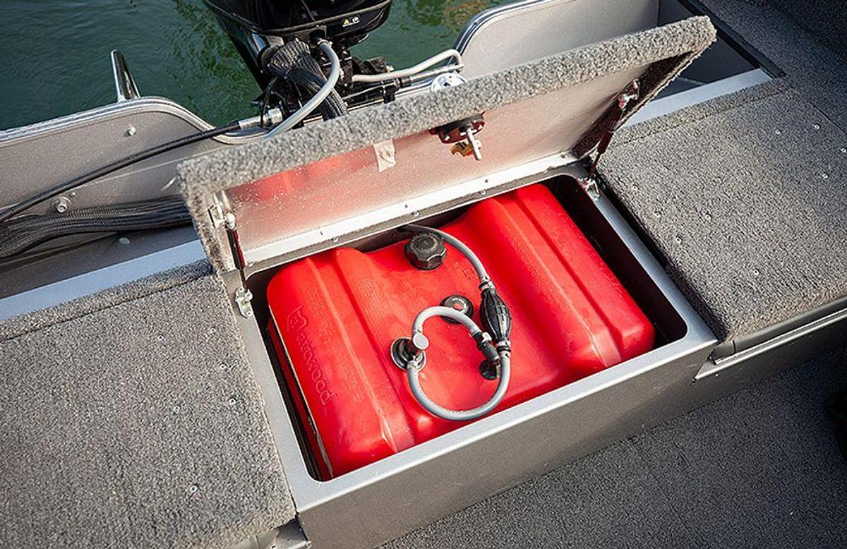 2026 Lowe Boats FM 1625 WT Base