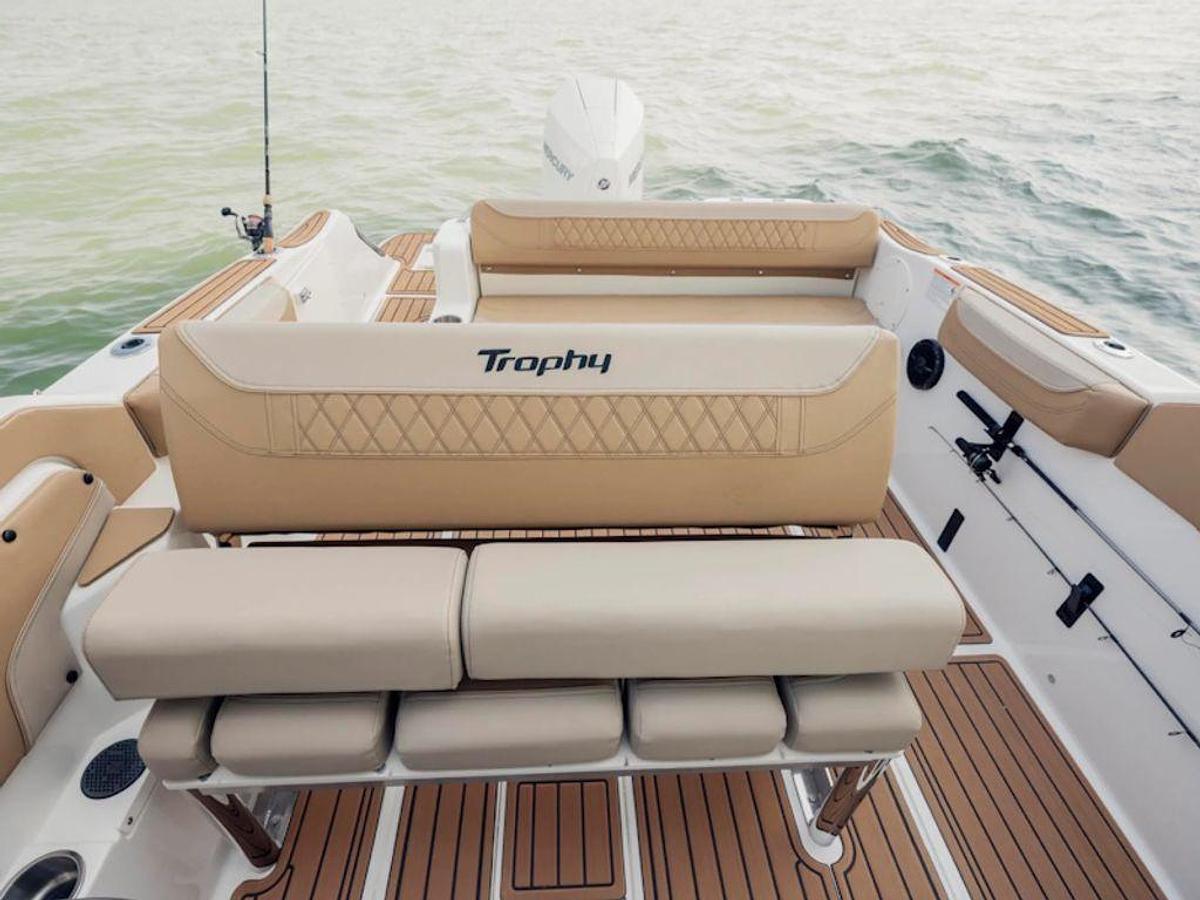 2026 Bayliner T22SC Base