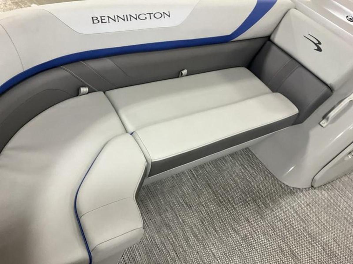 2024 Bennington 22 SXSB